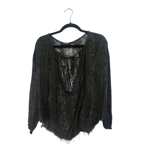 Olivaceous Tops - OLIVACEOUS‎ Womens Snake Print Lace Up Peasant Blouse Top M